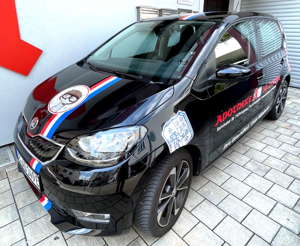 Lieferservicecar Foto der Lieferservice-Fahrzeugs